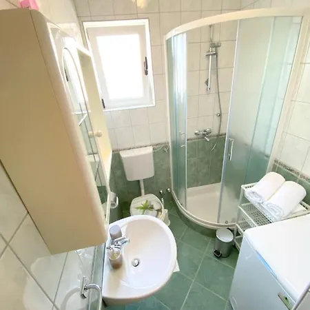 Saric Apartmán Biograd Na Moru