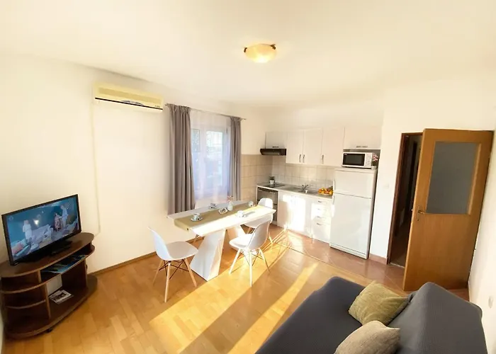 Saric * Biograd Na Moru